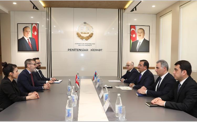 Ombudsmanın dəvəti əsasında ölkəmizdə səfərdə olan TİHEK nümayəndə heyətinin görüşləri davam edir 