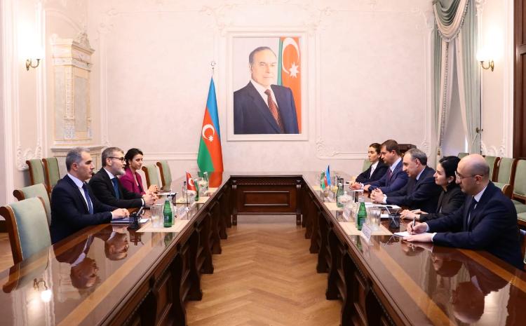 TİHEK-in sədri Baş prokuror və Konstitusiya Məhkəməsinin sədri ilə görüşüb 