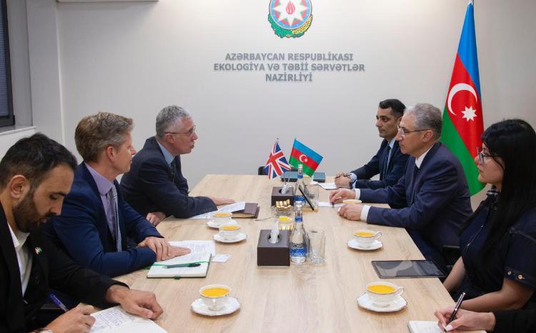 Muxtar Babayev Böyük Britaniya səfiri ilə görüş keçirib 