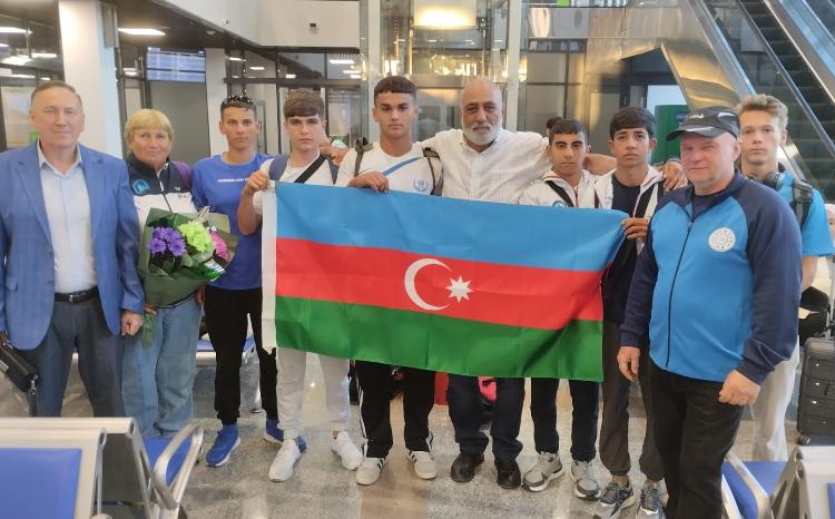 Gənc avarçəkənlərimiz Qazaxıstanda beynəlxalq turnirdə iştirak edəcək 