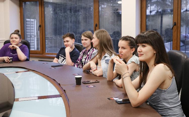 Мероприятие организовано Ассоциацией Русской Молодёжи Азербайджана и Русским домом в Баку 