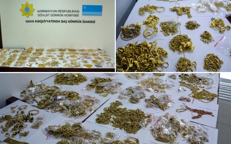 18 kiloqramdan artıq qızıl-zinət əşyalarının qanunsuz yolla keçirilməsinin qarşısı alındı 