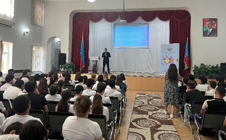 “Ümumdünya Uşaq Əməyinə Qarşı Mübarizə Günü”nə həsr olunmuş maarifləndirmə tədbiri keçirilib 