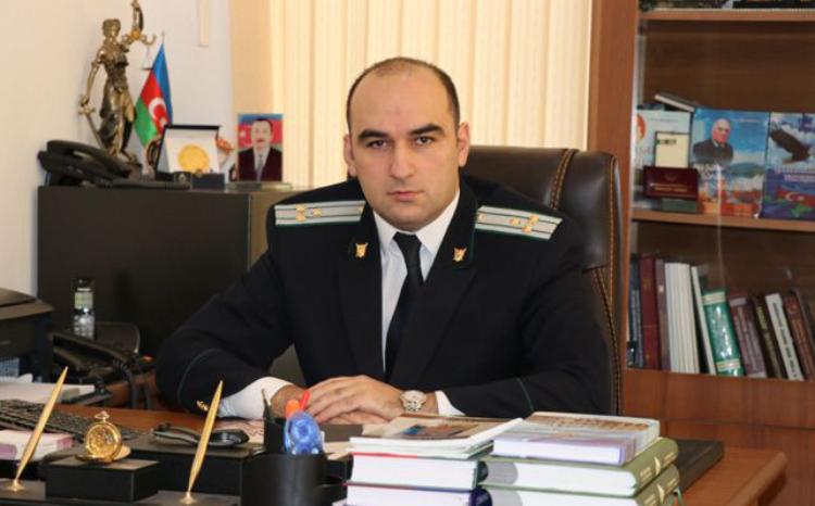 Müdafiə naziri Zakir Həsənov Firad Əliyevi təltif etdi - FOTO