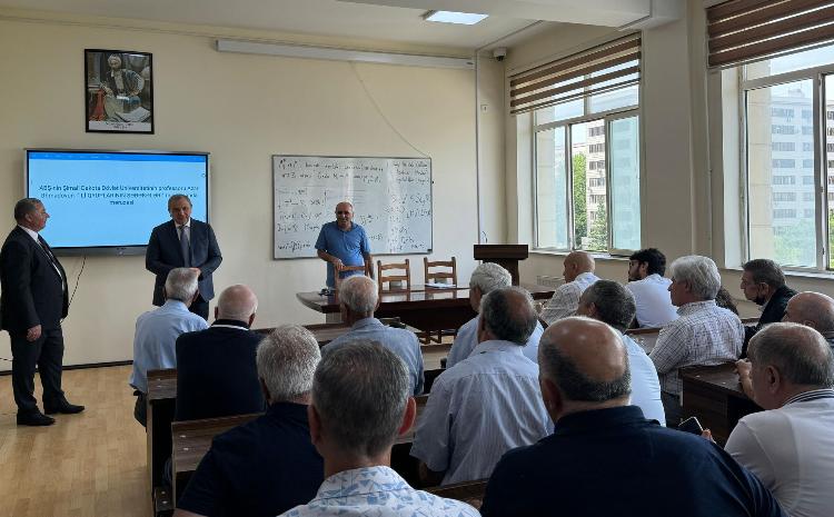 Профессор Университета Северной Дакоты провел семинар в БГУ 