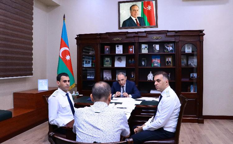 Baş prokuror paytaxtın Nərimanov rayonunda vətəndaşları qəbul edib 