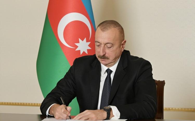 Prezident idmançıları və onların məşqçilərini mükafatlandırdı 