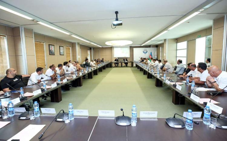 Beynəlxalq daşımalarda iştirak edən milli şirkətlərin nümayəndələri ilə görüş keçirilib 
