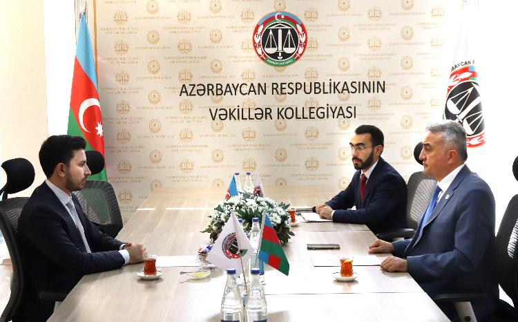 Vəkillər Kollegiyasının sədri III “Yüksəliş” müsabiqəsinin qalibi ilə növbəti görüş keçirib 