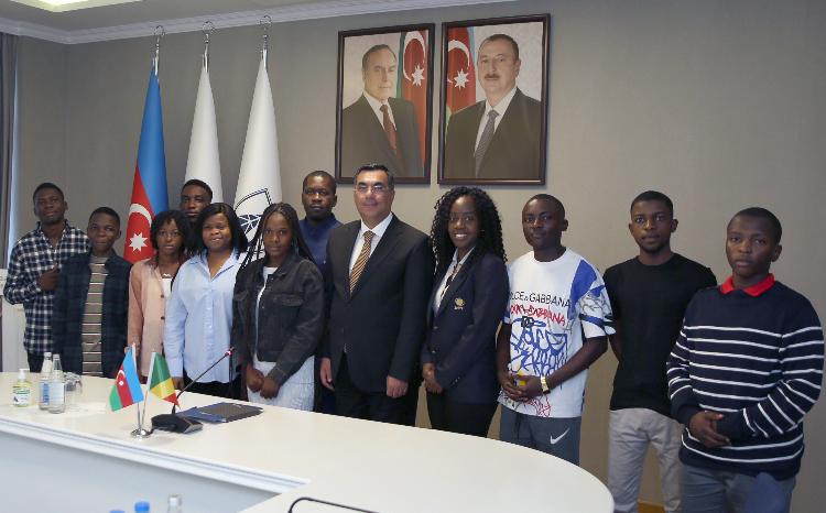 Congolese students to study at BHOS 