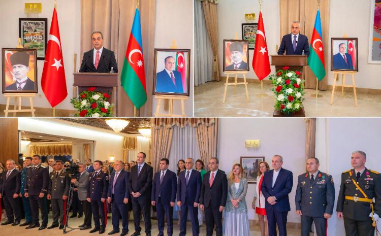 Naxçıvanda Türkiyənin Zəfər bayramı qeyd olunub 