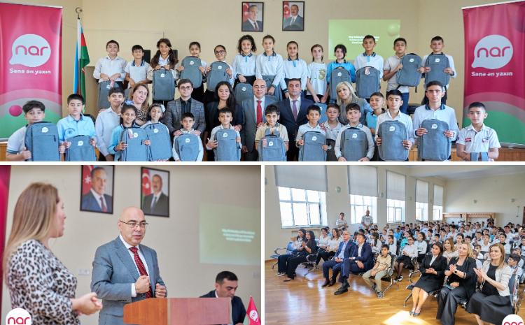 Nar meets with students with special needs as part of International Sign Language week 