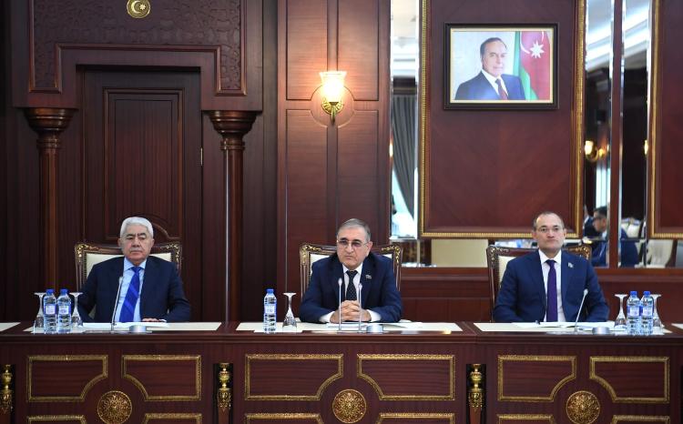 VII çağırış Milli Məclisin Aqrar siyasət komitəsinin iclası keçirilib 