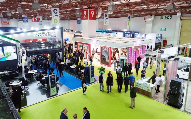 BDU komandasının “SuperCapBack” layihəsi beynəlxalq müsabiqənin finalına vəsiqə qazanıb  