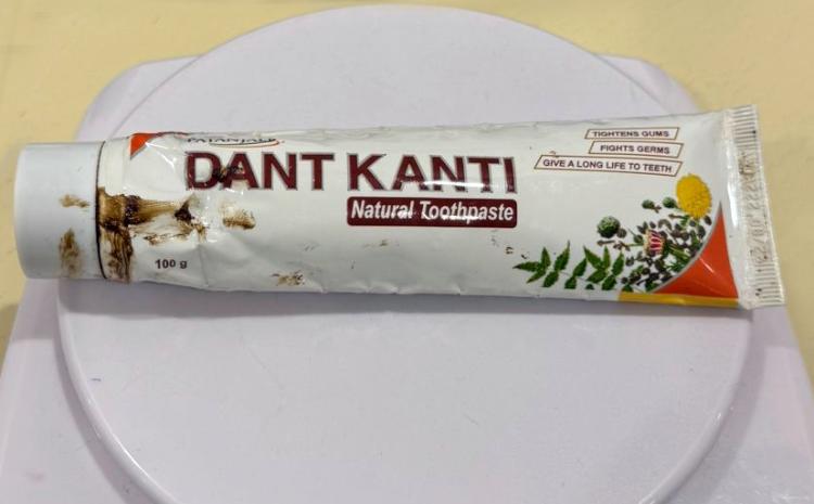Diş məcunu qabından narkotik vasitə aşkar edildi 