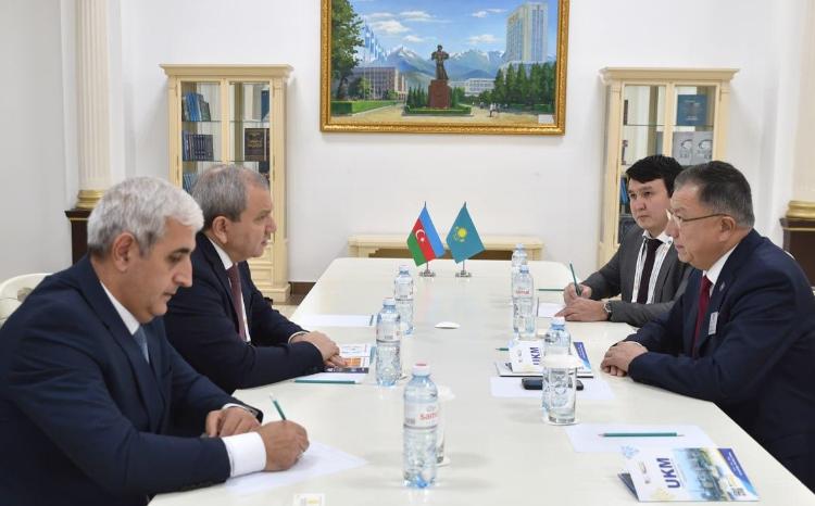 Состоялась встреча ректоров БГУ и Казахского национального университета имени аль-Фараби 