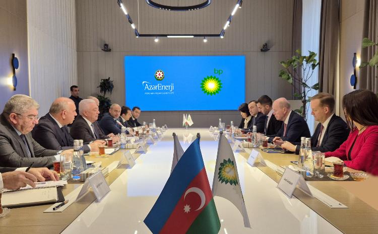 ”AzərEnerji” və BP Şirkəti arasında müzakirələr aparılıb 
