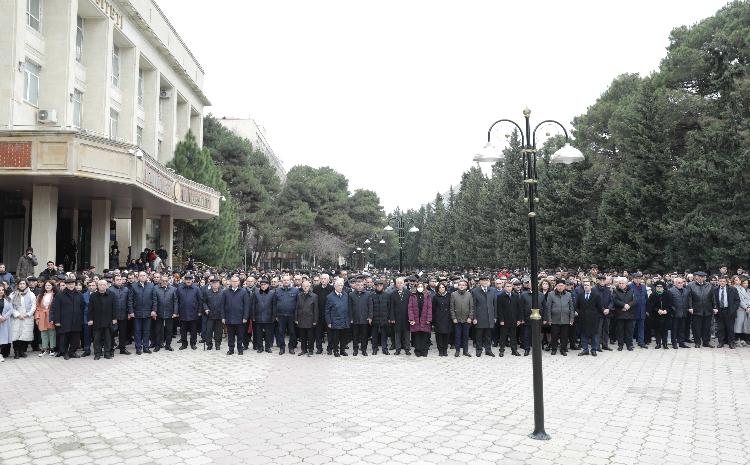 В БГУ почтена память людей, погибших в результате крушения самолета 