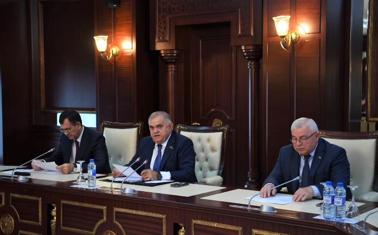 Milli Məclisin Müdafiə, təhlükəsizlik və korrupsiya ilə mübarizə komitəsinin növbəti iclası keçirilib 