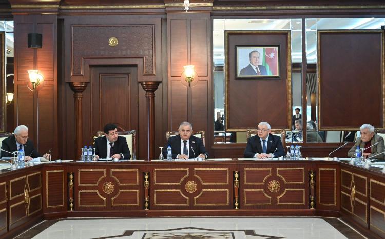 Müdafiə, təhlükəsizlik və korrupsiya ilə mübarizə komitəsinin iclasında 
