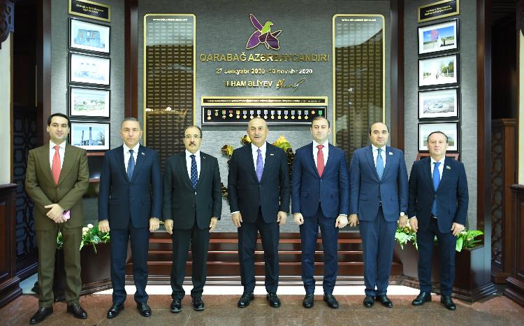 Türkiyənin sabiq xarici işlər naziri Mövlud Çavuşoğlu Milli Məclisdə 