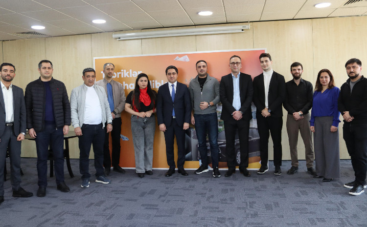 Unibank “Əjdaha” lotereyasının qaliblərinə hədiyyələri təqdim edib 