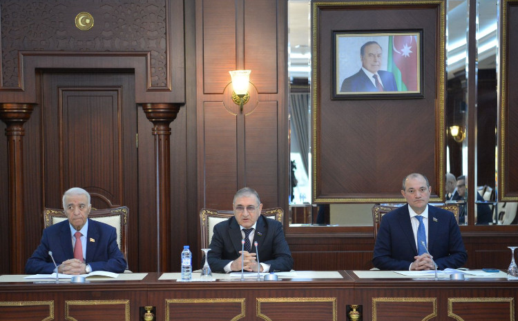 Milli Məclisin Aqrar siyasət komitəsinin 2025-ci ilin yaz sessiyasında ilk iclası keçirilib 