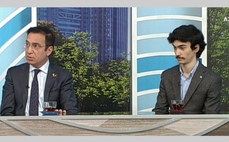 Xalq artistinin oğlu İLK DƏFƏ efirdə: AzTV-də canlı ifa etdi - VİDEO