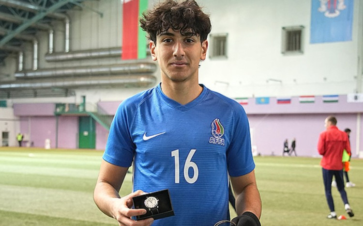 Azərbaycanlı futbolçu Qazaxıstanla oyunun ən yaxşısı seçildi 