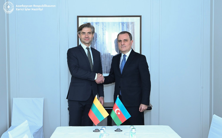 Azərbaycanla Litva arasında regional və beynəlxalq təhlükəsizlik ətrafında fikir mübadiləsi aparılıb 