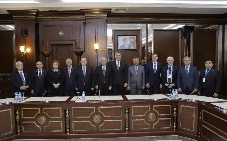Türkiyənin Asiya Parlament Assambleyasındakı nümayəndə heyəti ilə görüşdə 