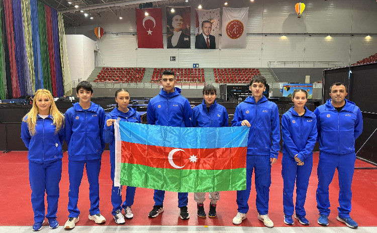 Stolüstü tennisçilər daha bir beynəlxalq yarışa qatılıblar 