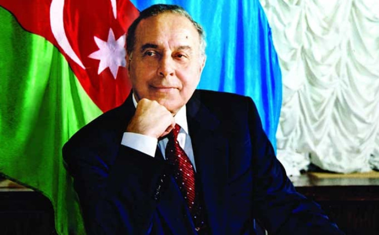 Ulu Öndər Heydər Əliyev... 