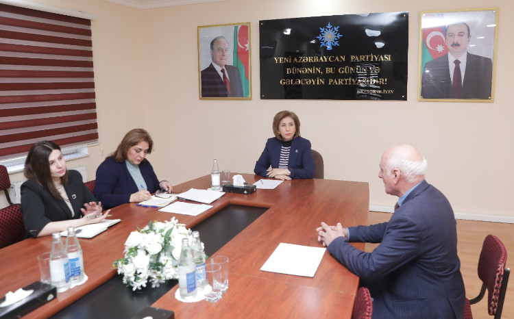 Bahar Muradova Xaçmazda vətəndaşları qəbul edib 