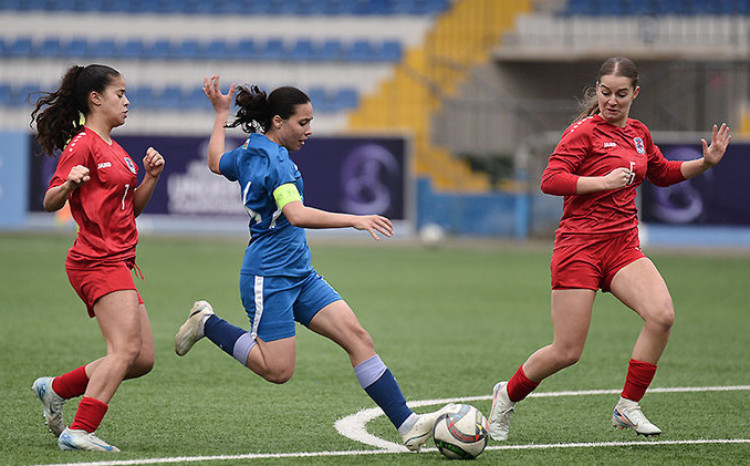 U-17 (Qadınlar) Lüksemburq yığması ilə qarşılaşıb 