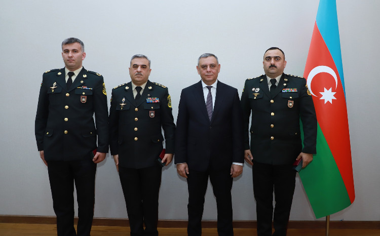 Xidmətin hərbi qulluqçularına medallar təqdim edildi 