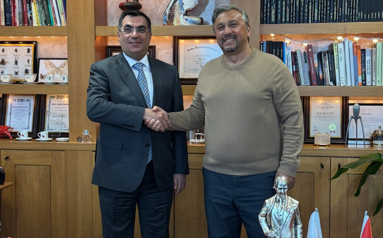 Ректор БВШН Эльмар Гасымов встретился с ректором Университета Коч 