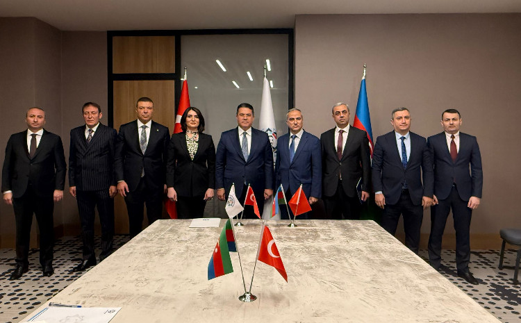 Əhməd Cavad İnstitutu ilə Beynəlxalq Münasibətlərin Təhlili Mərkəzi arasında Türk Dünyasının gələcəyi müzakirə olunub 