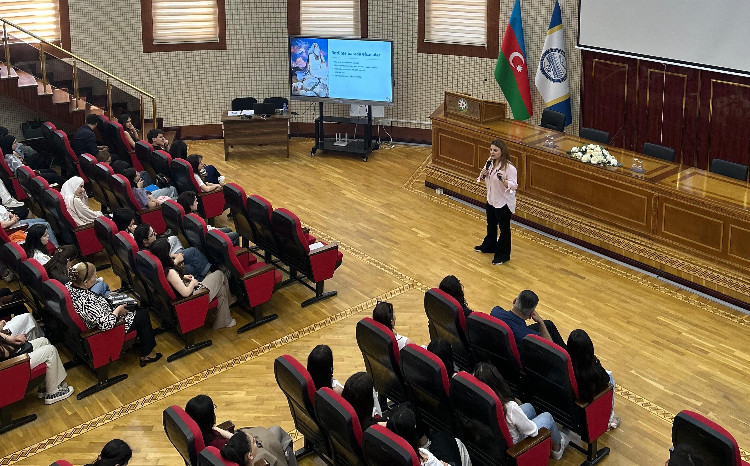 BDU-da CV/rezüme və müsahibə hazırlığına dair seminar 