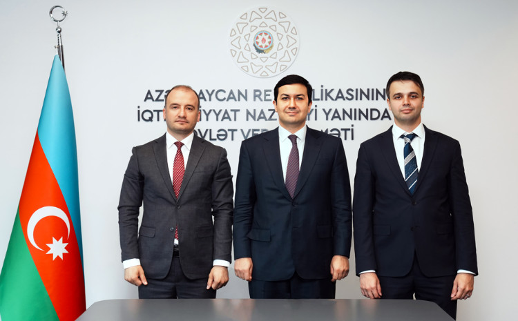 Dövlət Vergi Xidmətinin rəisi “Yüksəliş” müsabiqəsinin qalibləri ilə görüşüb 