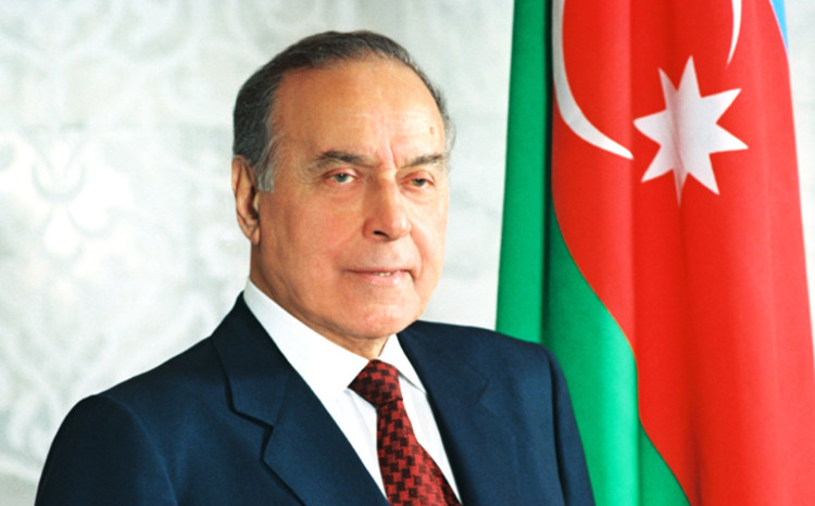 Azərbaycan xalqı Ümummilli Lider Heydər Əliyevi hər zaman böyük iftixarla xatırlayacaq 