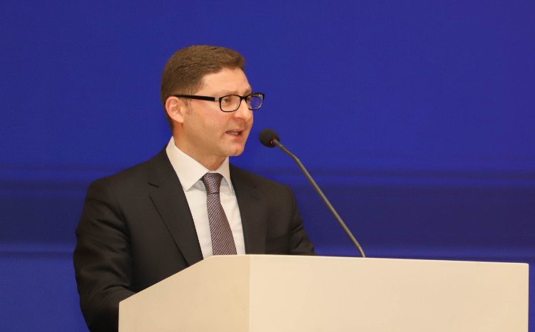 Maliyyə institutları texnoloji transformasiya yolundadır - Mərkəzi Bank rəsmisi 