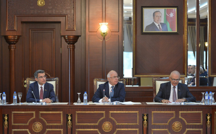 Milli Məclisin Elm və təhsil komitəsinin iclası keçirili 