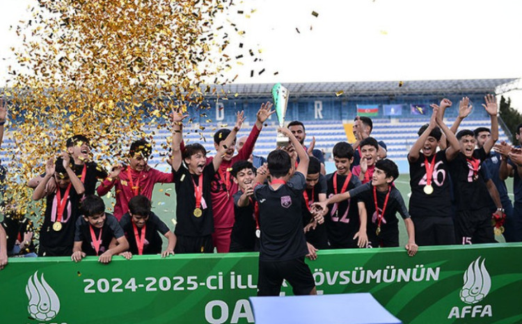 AFFA U-13 Liqasının qalibləri mükafatlandırıldı 