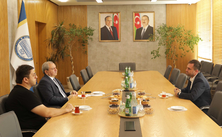 Ректор БГУ встретился с представителем Фонда T3 и директором «Bilim Bakı» 