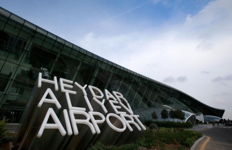 Heydər Əliyev Beynəlxalq Aeroportu I yarımilə yekun vurub 