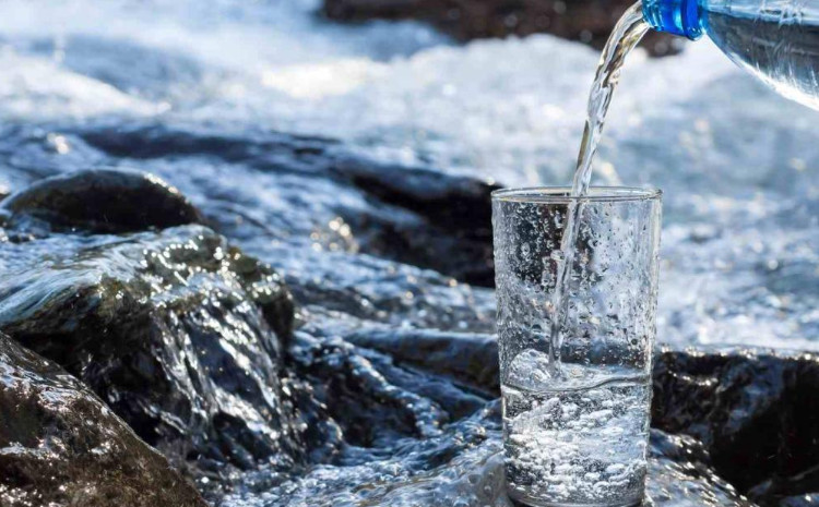AQTA təbii mineral suların dövlət qeydiyyatı ilə bağlı sahibkarlara xəbərdarlıq edib 