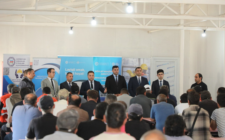 Kəlbəcərdə əməyin mühafizəsi ilə bağlı maarifləndirmə tədbirləri davam etdirilir 