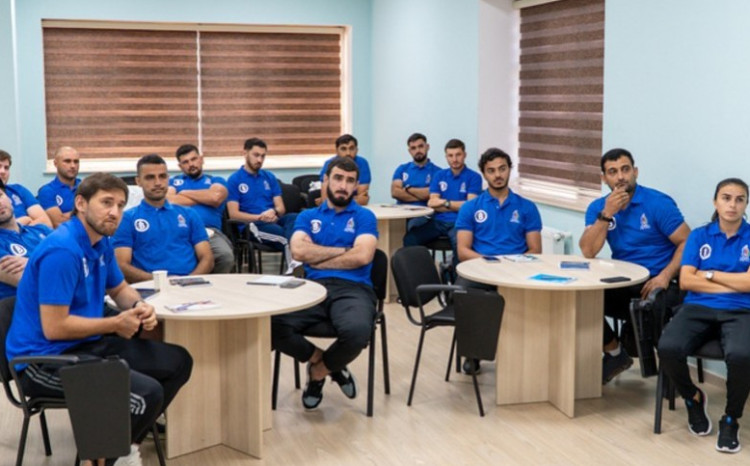 B kateqoriyalı məşqçi kursunun 1-ci mərhələsi başlayıb 