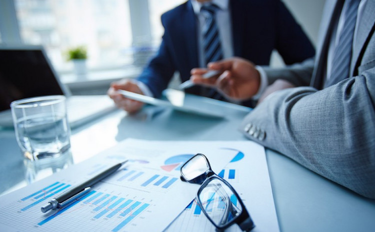 Dövlət satınalmalarında elektron tenderlərin həcmi 1,6 milyard manatı ötüb 